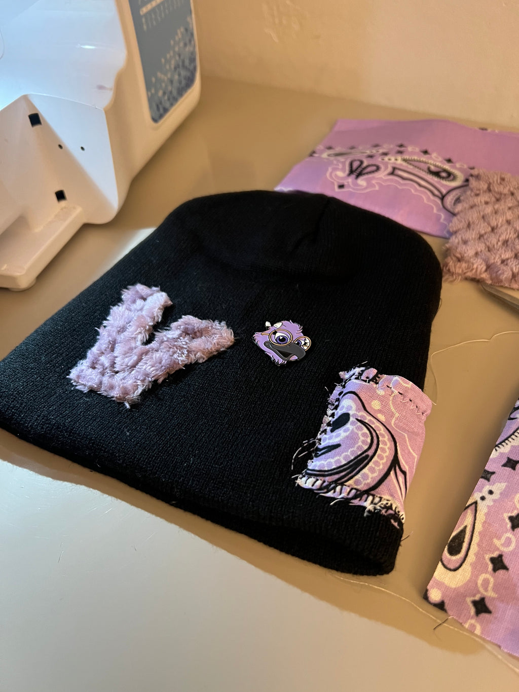 V Beanie