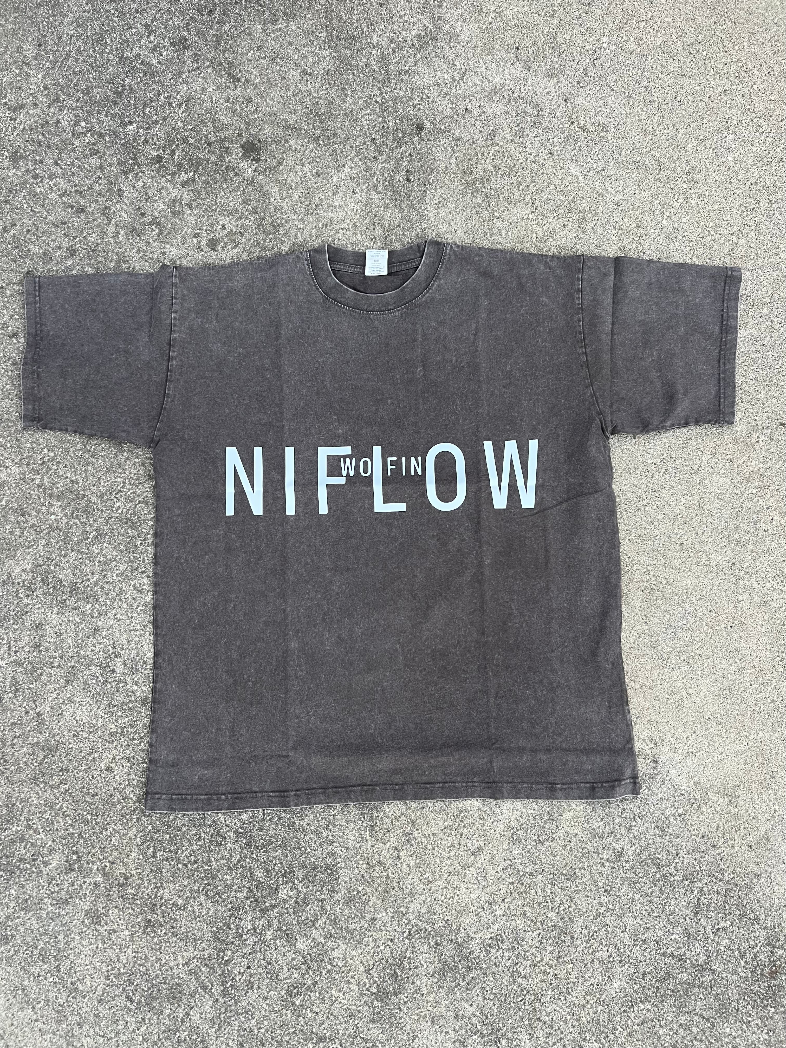 Niflow Gray Shirt