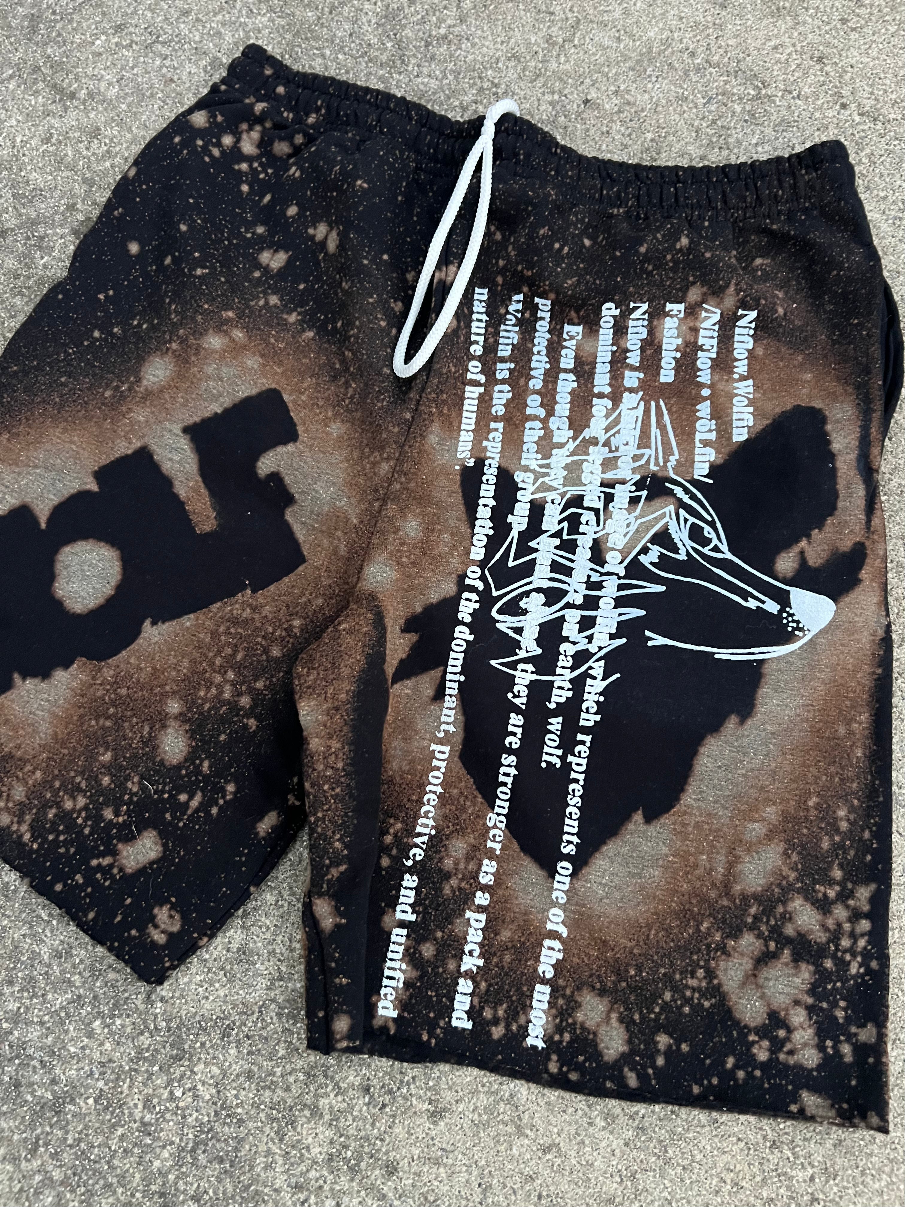 Wolf Bleach Shorts (L)